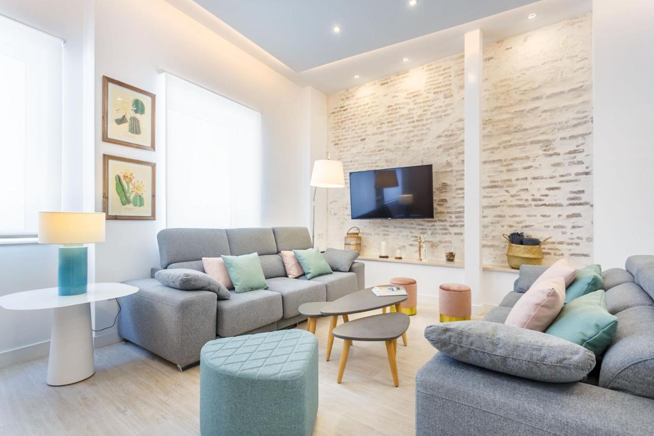 Espectacular Casa De 6 Dormitorios, 7 Banos Y 2 Terrazas Sevilla Dış mekan fotoğraf